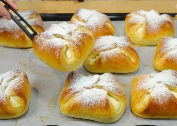 Plăcinte ungurești cu brânză dulce – Plăcinte de casă pufoase și delicioase, fragede și moi – Rețetă cu imagini