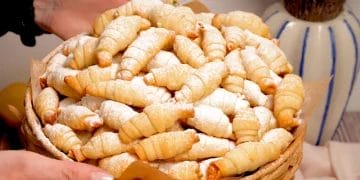 Cornulețe fragede cu borș și rahat – Rețetă economică